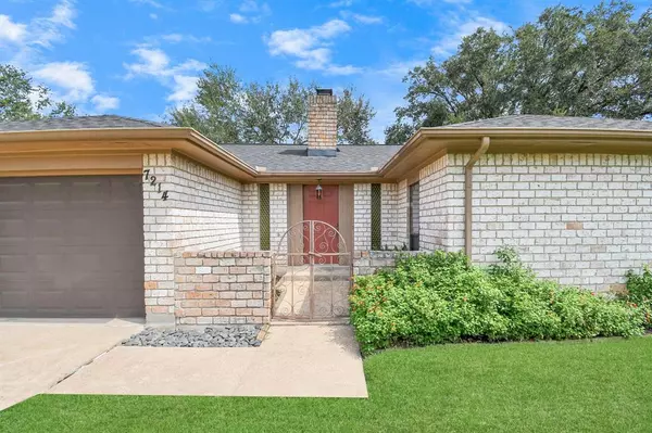 Houston, TX 77088,7214 Leaning Oak DR