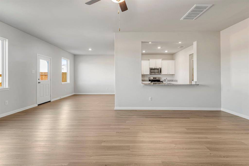 Houston, TX 77016,8109 Sunberry Shadow DR