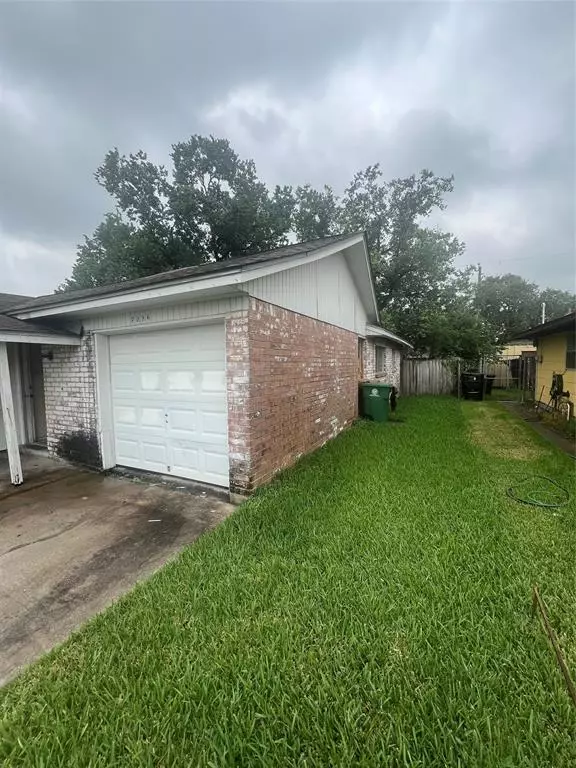 Houston, TX 77048,5003 Denoron DR