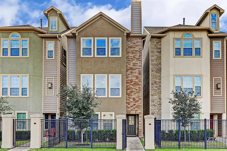 4210 Old Spanish TRL, Houston, TX 77021