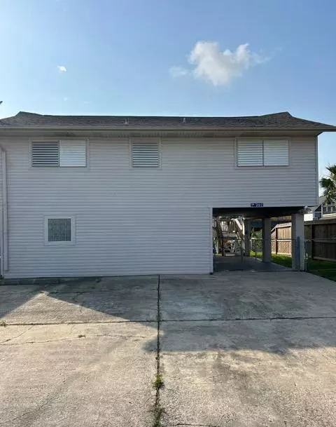 Bayou Vista, TX 77563,762 Marlin ST