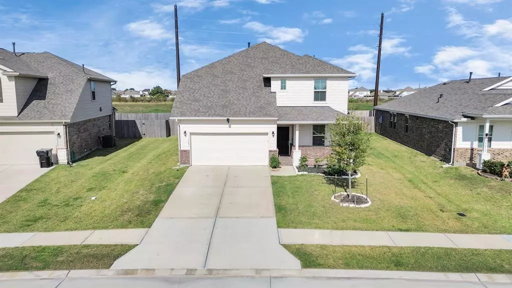 14823 Spring Forest Lane LN, Baytown, TX 77523