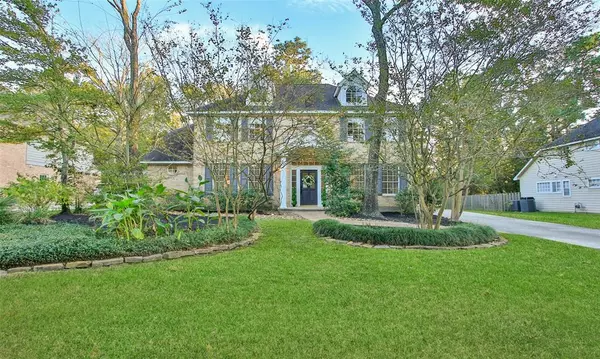 162 S Cochrans Green CIR, The Woodlands, TX 77381