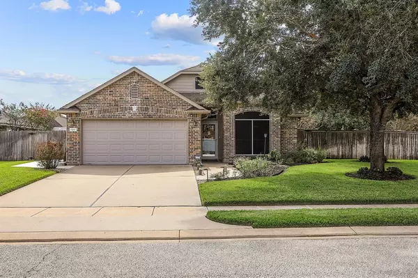 900 Whitewing LN, College Station, TX 77845