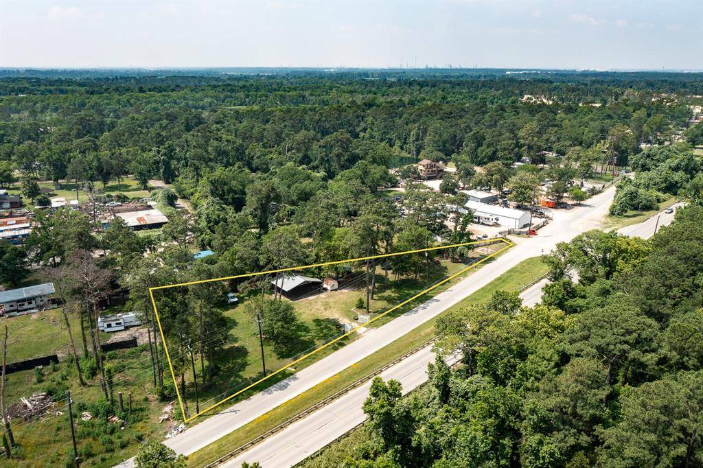 1421 Gulf Pump RD, Crosby, TX 77532