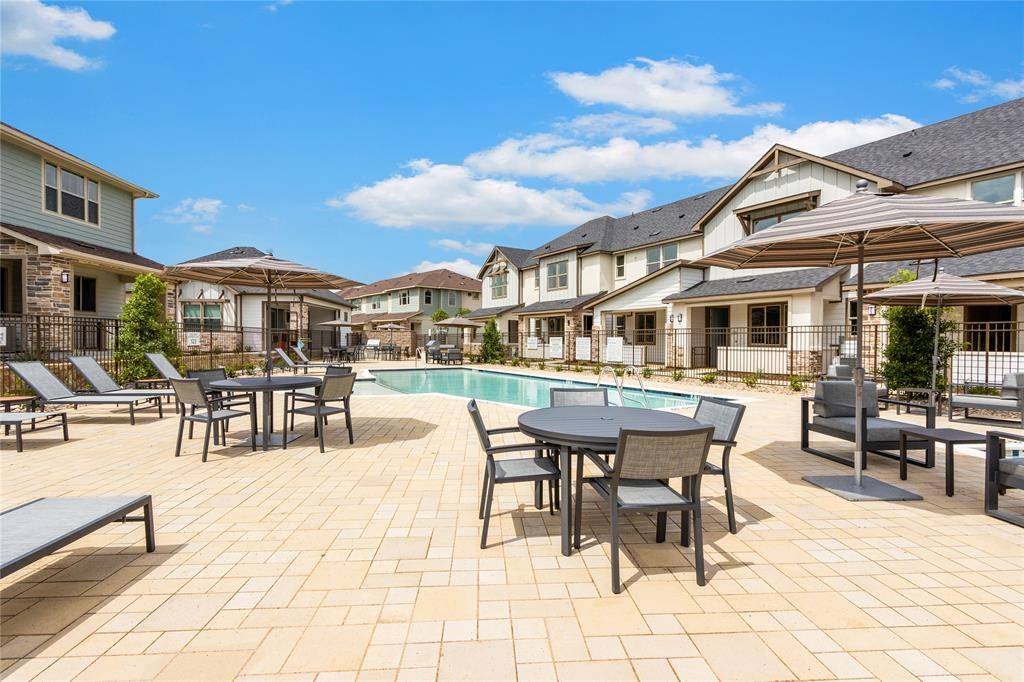 Arlington, TX 76017,5900-52 US 287