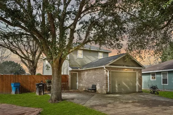 1622 Dove RUN, Brookshire, TX 77423