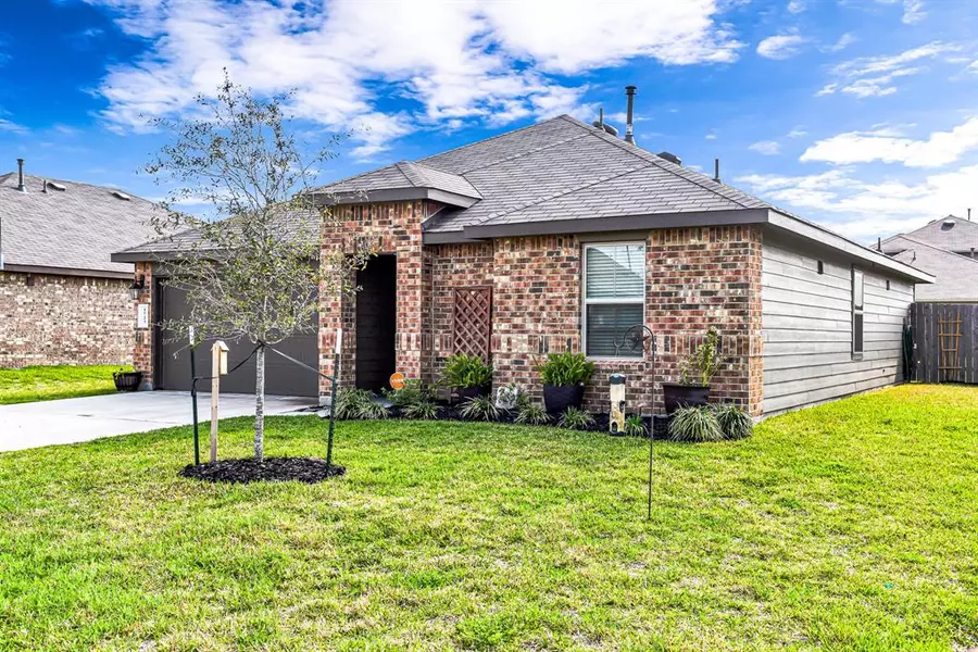 1723 Brownwood Ridge CT, Rosenberg, TX 77469