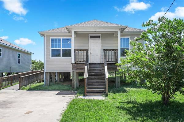 San Leon, TX 77539,335 6th ST