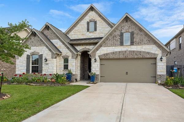 2312 Shallow Creek LN, Friendswood, TX 77546