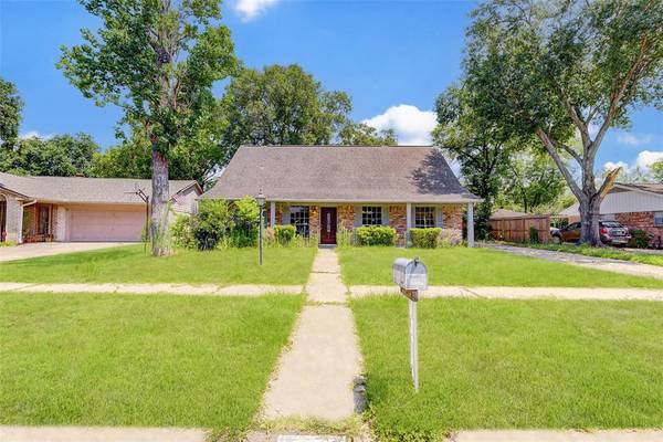 4642 Wee Laddie LN,  Houston,  TX 77084