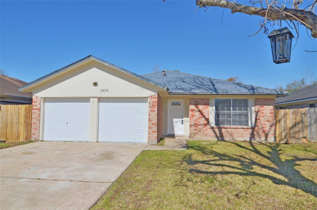 1806 Chickadee DR,  League City,  TX 77573