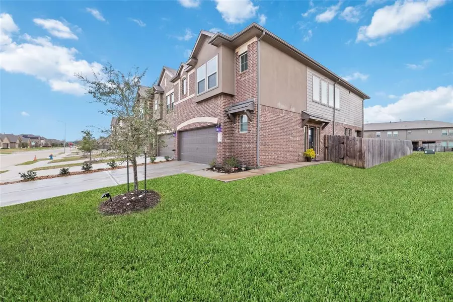 3714 Lancer CIR, Pearland, TX 77581