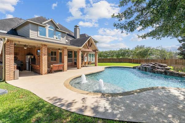 10403 Waterstone Estates CT, Tomball, TX 77375