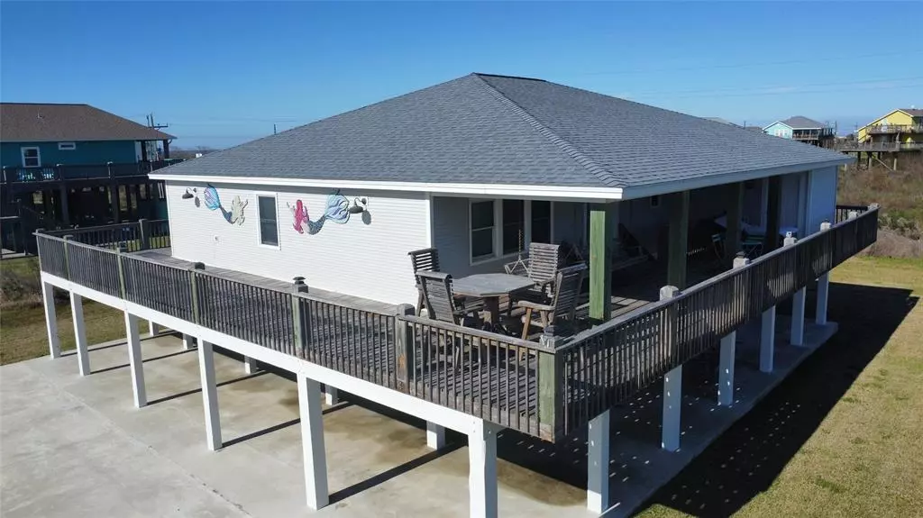 966 Mary Lynn, Crystal Beach, TX 77650