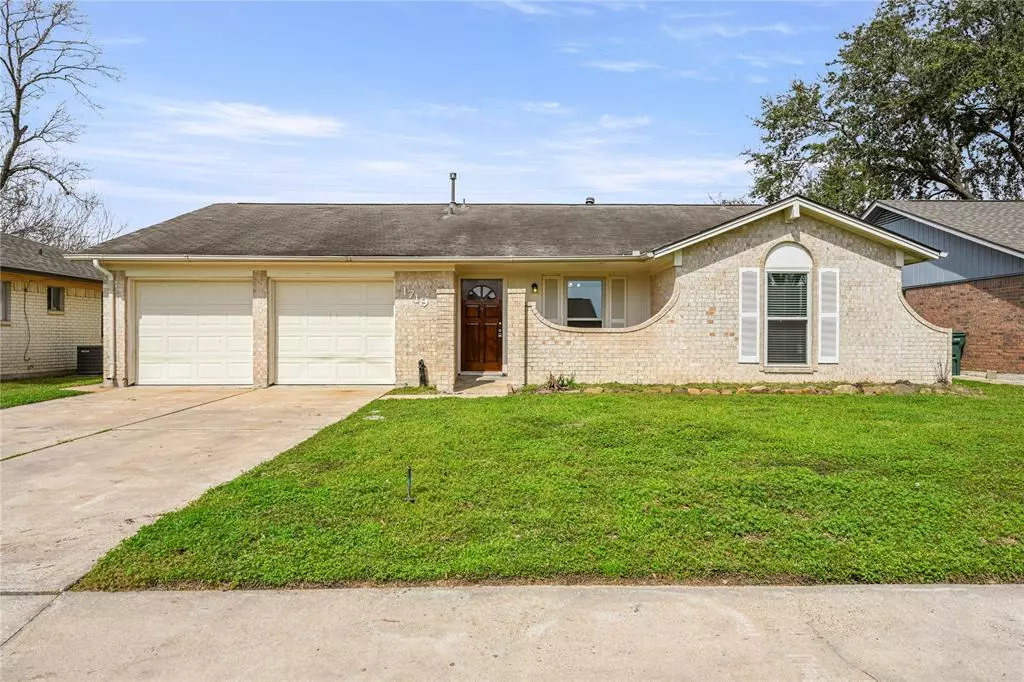 Pasadena, TX 77504,1719 Wentwood DR