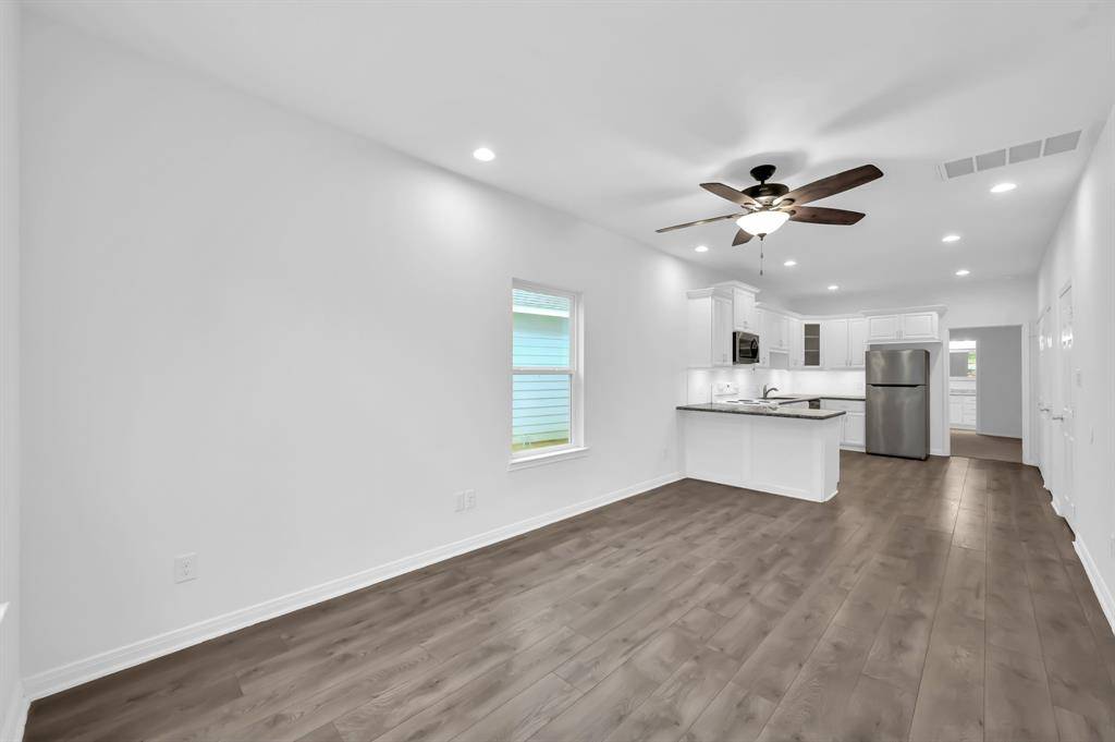 Montgomery, TX 77316,16693 Meadowcroft ST