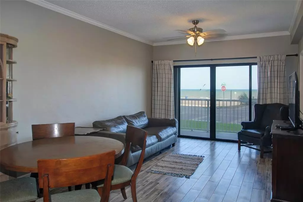 Galveston, TX 77551,7700 Seawall BLVD #102