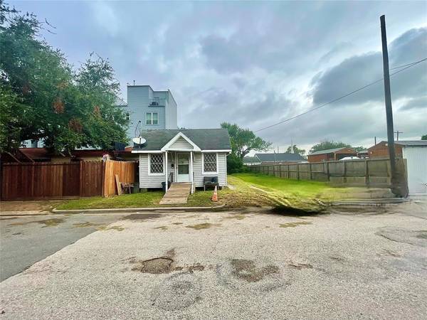 2307 Winbern ST, Houston, TX 77004