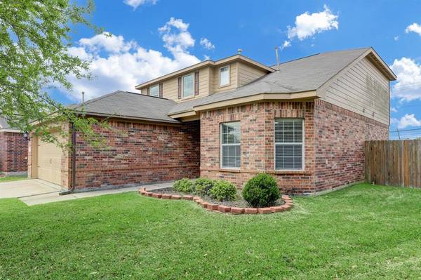 834 Driftwood LN, La Marque, TX 77568