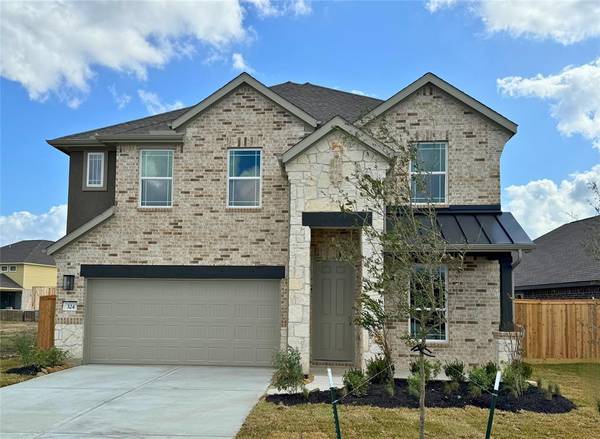 324 Ice Shore TRL, Dayton, TX 77535