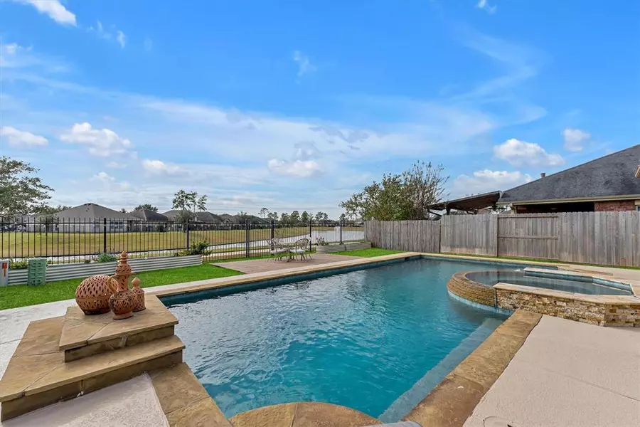 12922 Northpointe Bend DR, Tomball, TX 77377