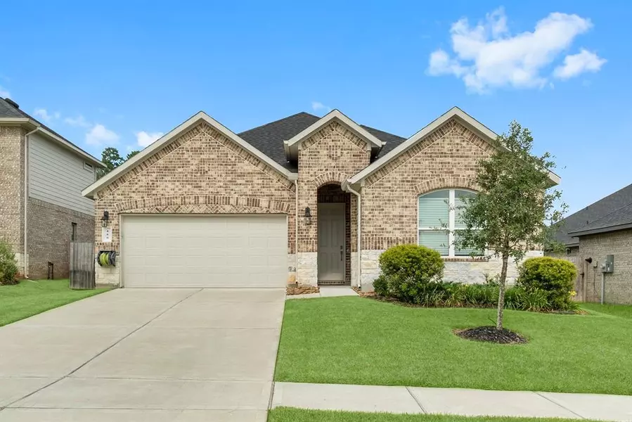 480 Westlake LNDG, Conroe, TX 77304