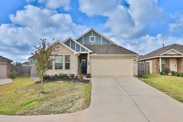 215 Alder Laurels CV, Magnolia, TX 77354