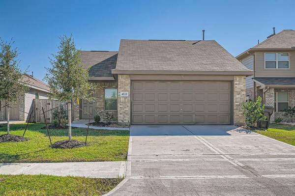 4122 Saw Mill Peak LN, Baytown, TX 77521