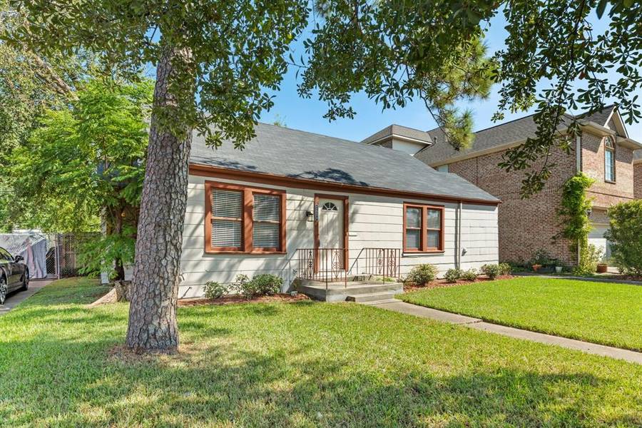 2524 Sheridan ST, Houston, TX 77030