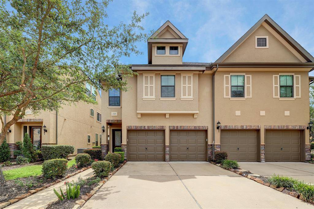 2915 Royal Oaks GN, Houston, TX 77082