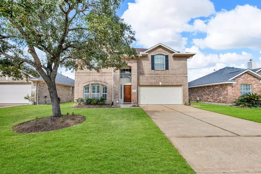 8710 Cedar Walk DR, Tomball, TX 77375