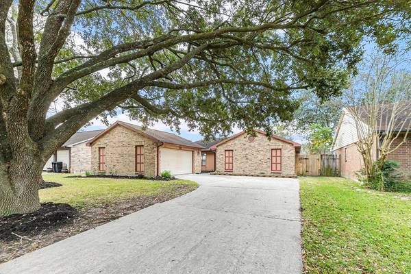 2821 Sugar Wood DR, League City, TX 77573