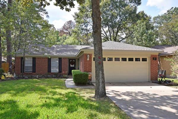 7 Braemar Forest, The Woodlands, TX 77381