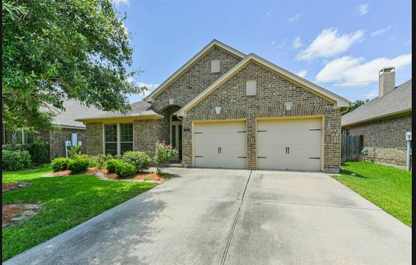 3120 Crystal Cascade LN, League City, TX 77573