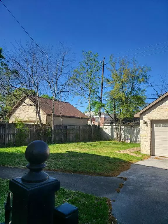 Houston, TX 77023,6665 Meadowlawn ST