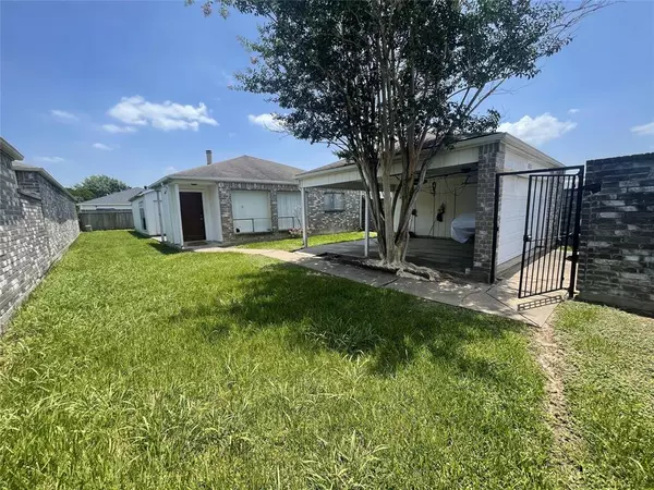 Houston, TX 77083,9243 Wellsworth DR