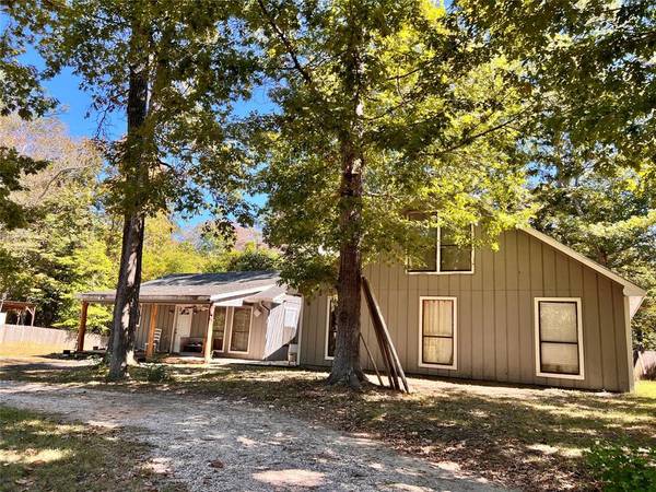 528 27th Street, Woodville, TX 75979