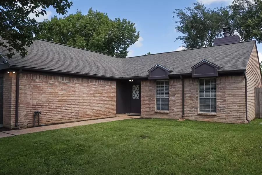 3410 E Heatherock CIR, Sugar Land, TX 77479