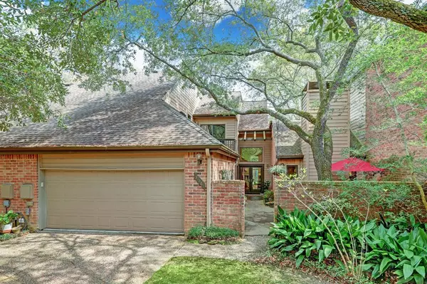 336 Sugarberry CIR, Houston, TX 77024