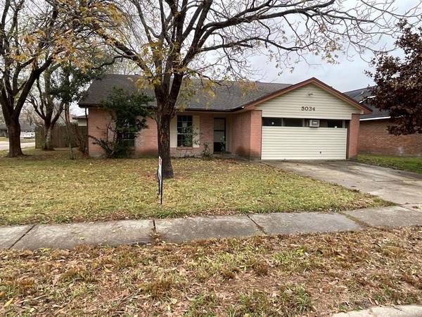 5034 Creekview DR,  La Porte,  TX 77571