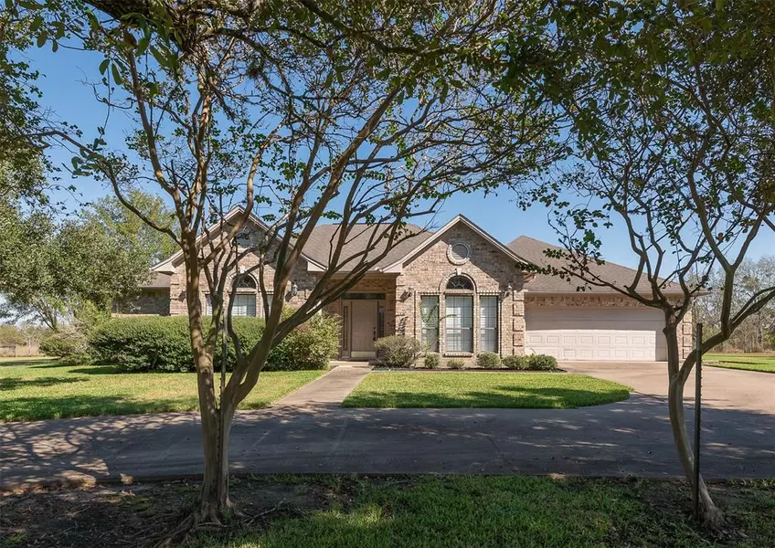 7777 Steep Hollow RD, Bryan, TX 77808