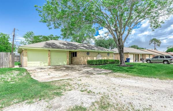 2626 31st AVE N, Texas City, TX 77590