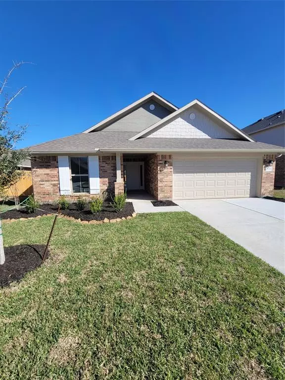 313 Bryan WAY, Angleton, TX 77515