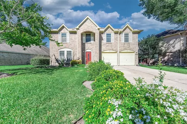 1910 Village Court LN, Rosenberg, TX 77471