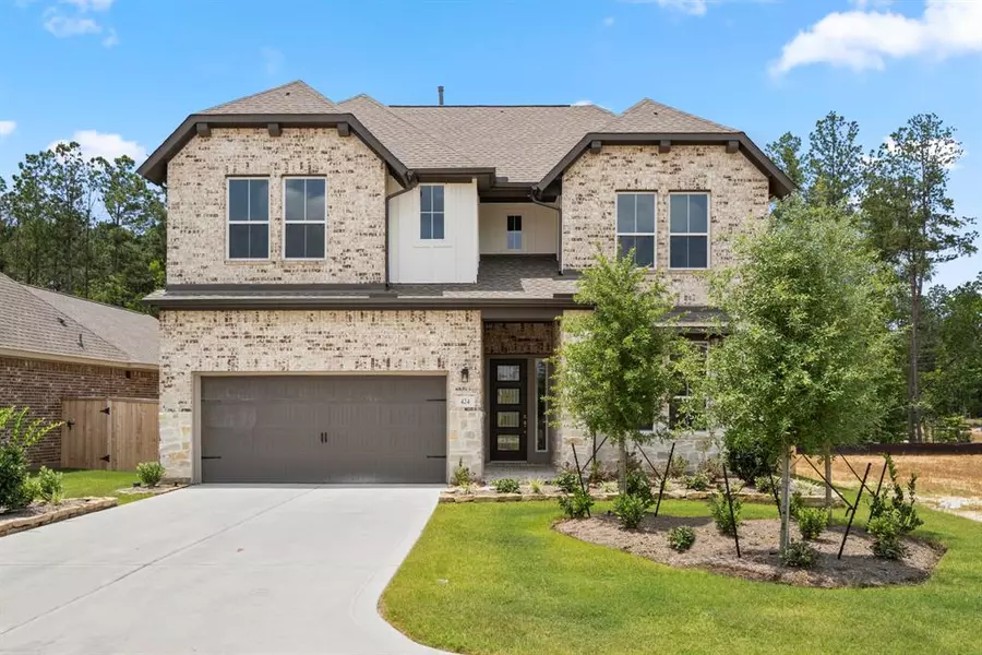 424 Coppice Creek LN, Montgomery, TX 77316