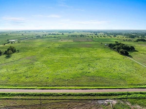 Tract 2 Hudec Rd, Weimar, TX 78962