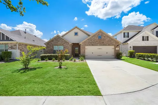 10325 S Goshawk TRL,  Conroe,  TX 77385