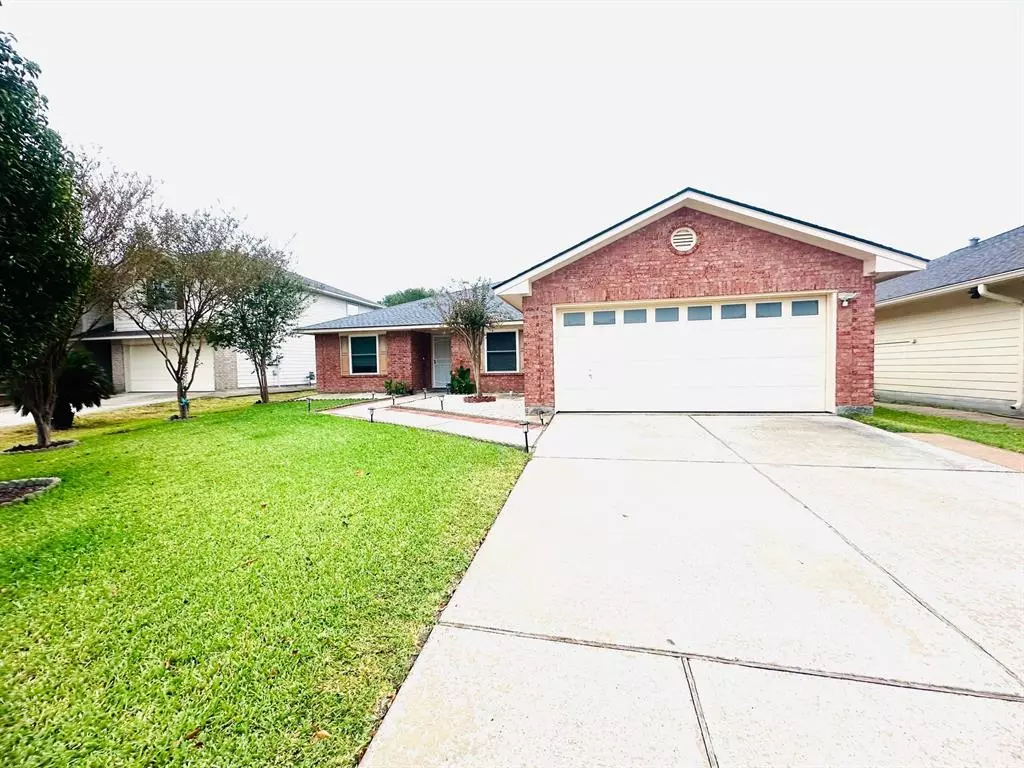 Houston, TX 77040,7926 Longshire LN