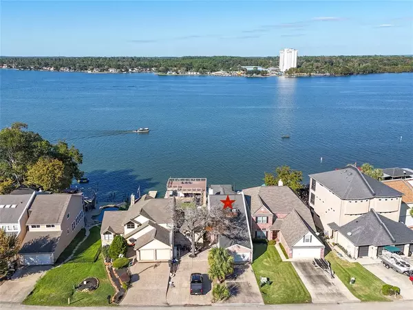 Montgomery, TX 77356,838 Lake View DR